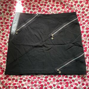 Vintage Garage Black Mini Skirt with Star Zipper Accents
